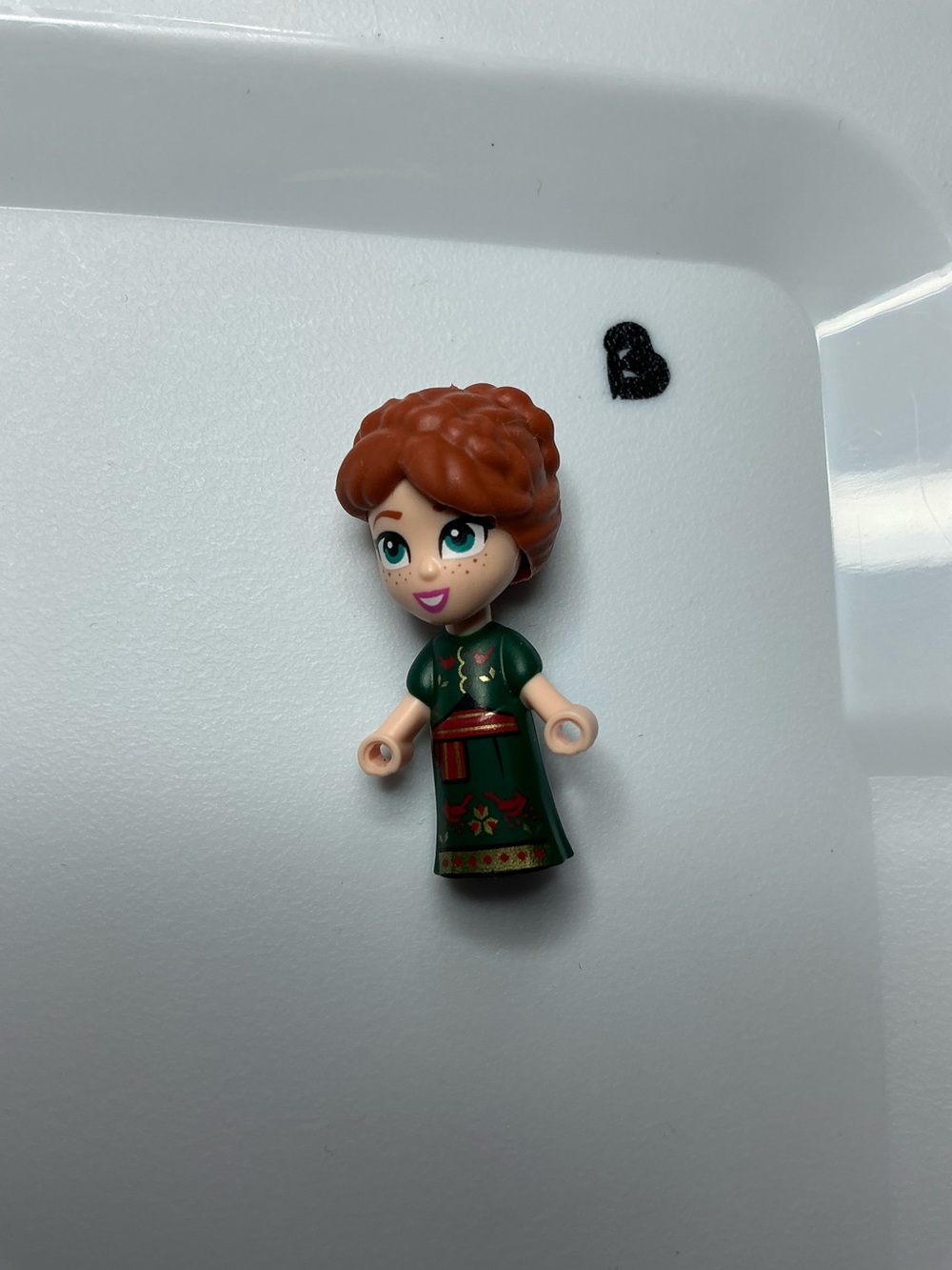 Anna (Micro Doll)